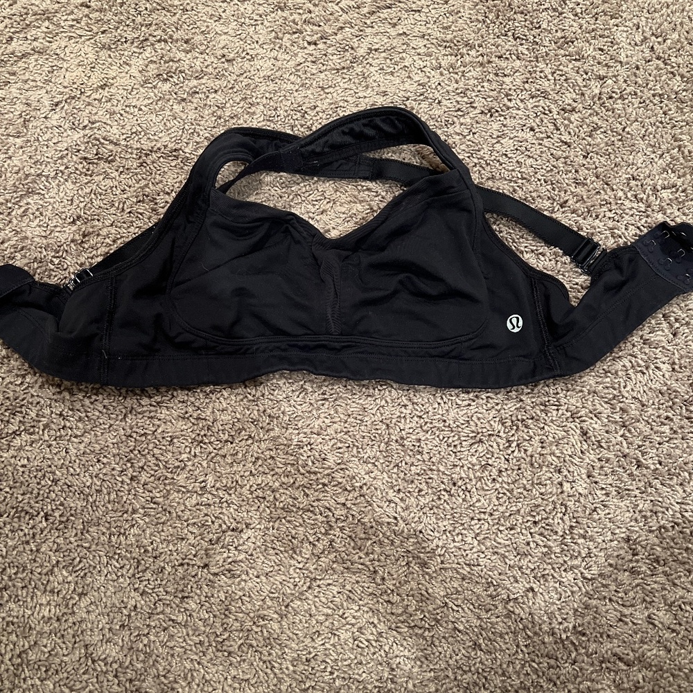 Lululemon ta ta tamer sports bra black 32D